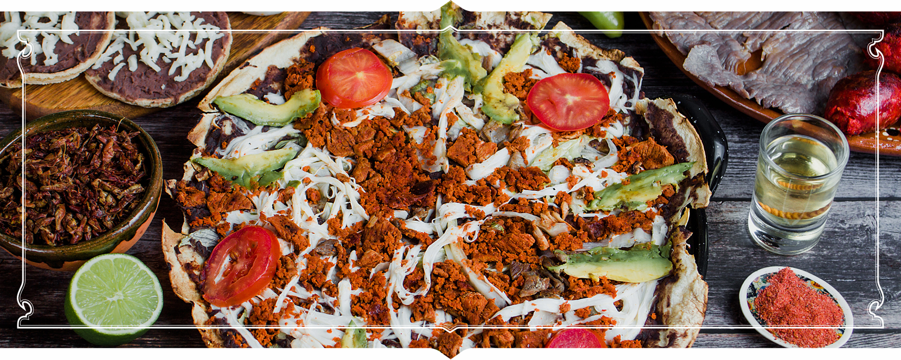 El-Popular_Authentic-Mexican-Food-Products_Snacks-Starters-Recipes_Crispy-Chorizo-And-Mole-Tlayuda_Desktop